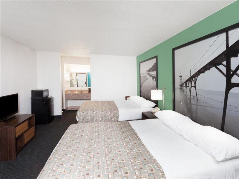 Super 8 By Wyndham Stevensville St Joseph Εξωτερικό φωτογραφία