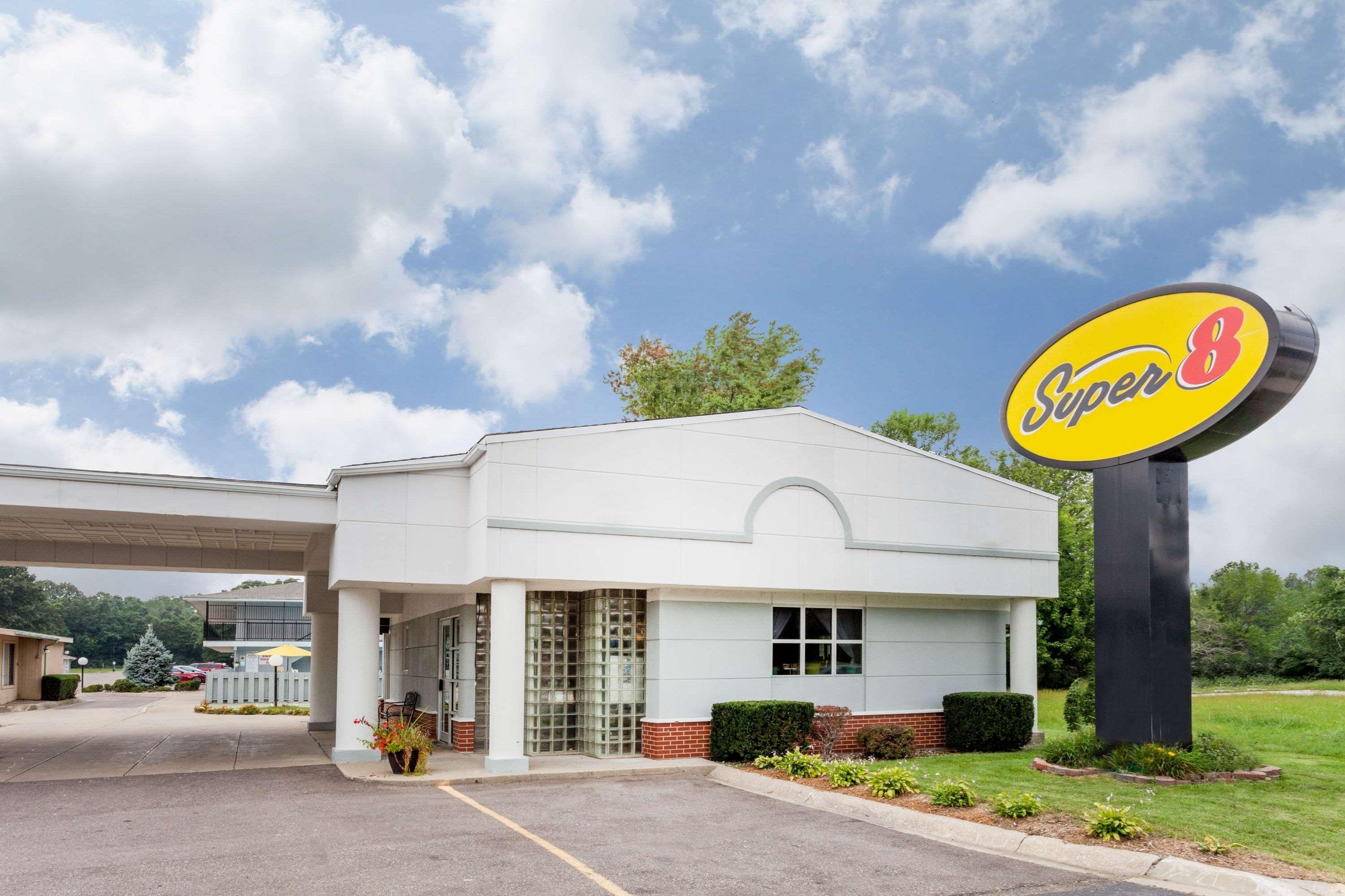 Super 8 By Wyndham Stevensville St Joseph Εξωτερικό φωτογραφία